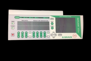 Assemblage cadre du front avec clavier Outlook ES 300 (version anglaise)